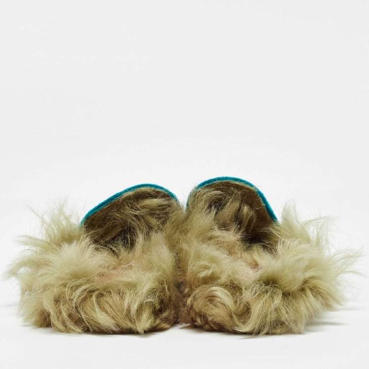 Pre Owned Gucci Blue Velvet and Fur Lined Princetown Flat Mules Size 36