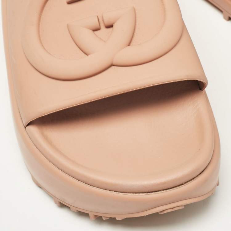 Pre Owned Gucci Beige GG Rubber Slide Sandals Size 38