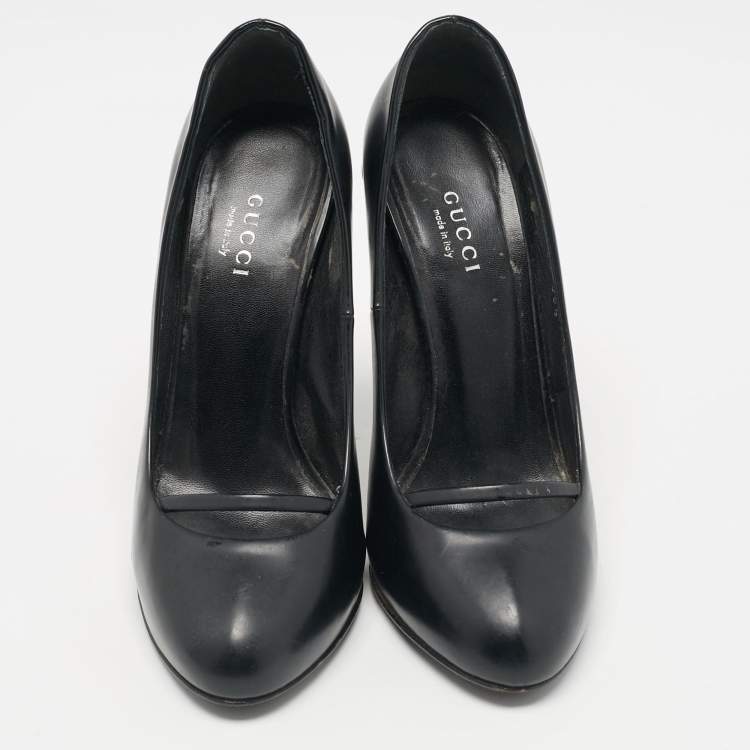 Pre Owned Gucci Black Leather Round Toe Slip On Pumps Size 36.5