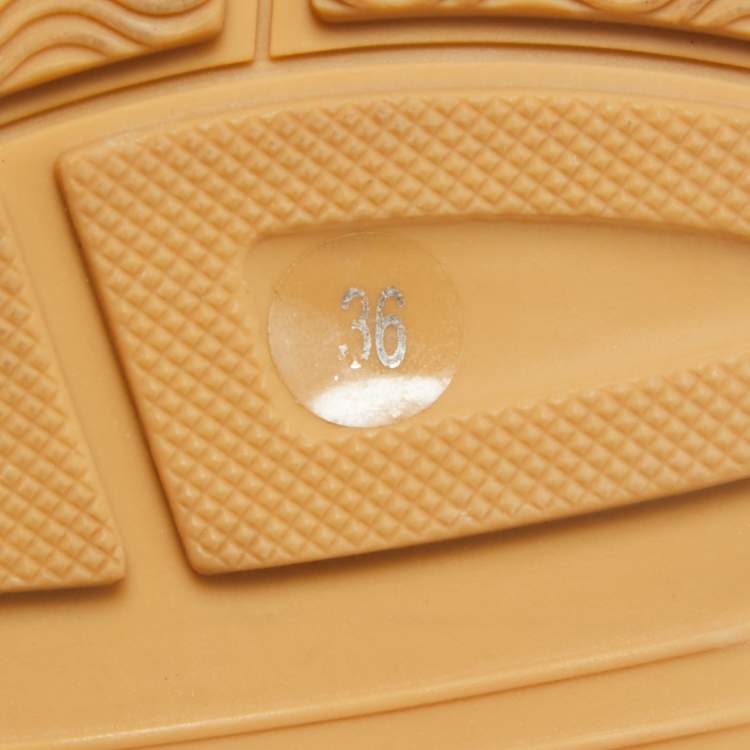Pre Owned Gucci White/Silver Mesh and Leather Tinsel Sport Sandals Size 36