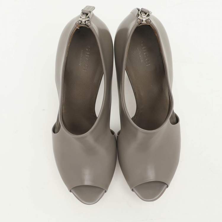 Pre Owned Gucci Grey Leather Cut Out Peep Toe Platform Booties Size 37.5