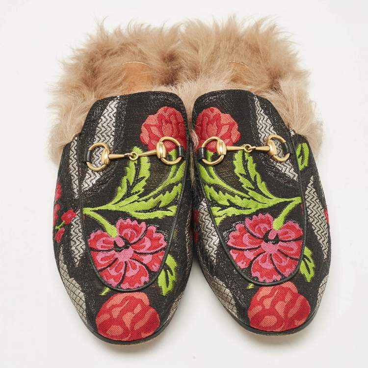 Pre Owned Gucci Black Floral Brocade Fabric and Fur Lined Princetown Flat Mules Size 39