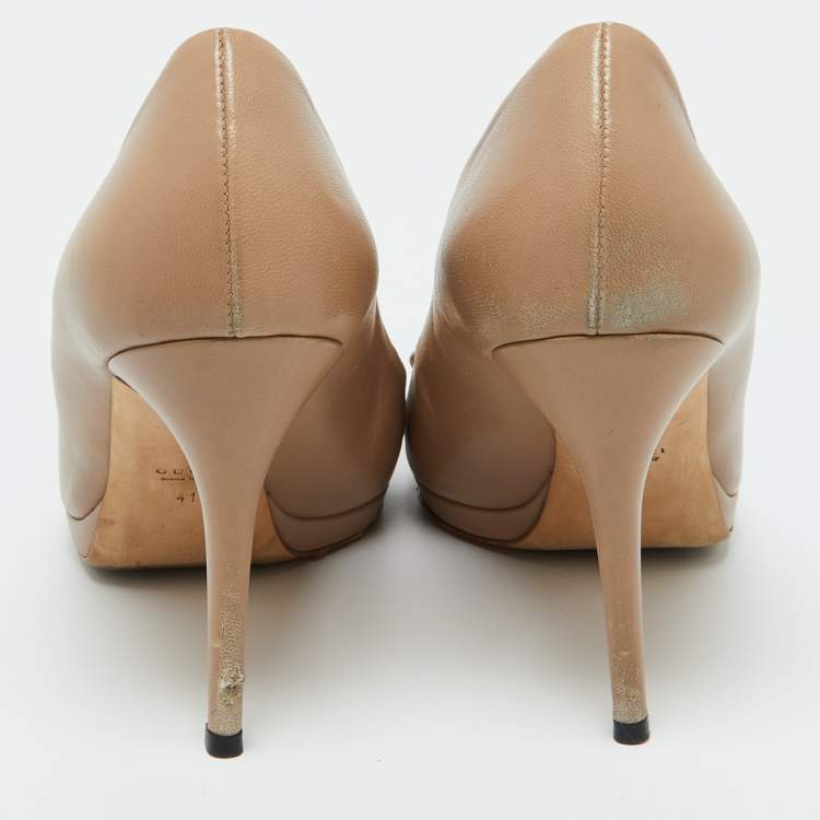 Pre Owned Gucci Beige Leather New Hollywood Horsebit Peep Toe Pumps Size 41
