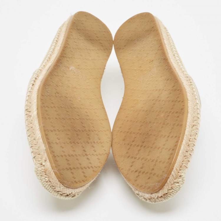 Pre Owned Gucci Cream Canvas GG Espadrille Flats 40.5