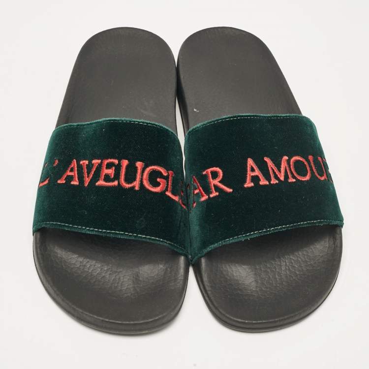 Pre Owned Gucci Green Velvet Embroidered L'aveugle Par Amour Slides Size 39