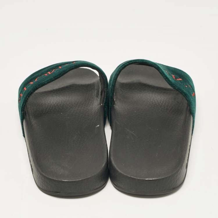 Pre Owned Gucci Green Velvet Embroidered L'aveugle Par Amour Slides Size 39