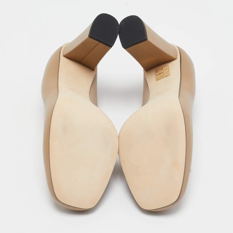 Pre Owned Gucci Beige Leather Horsebit Block Heel Pumps Size 39
