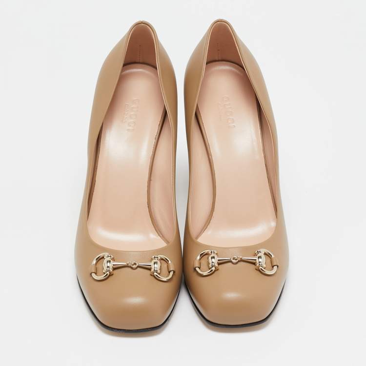 Pre Owned Gucci Beige Leather Horsebit Block Heel Pumps Size 39