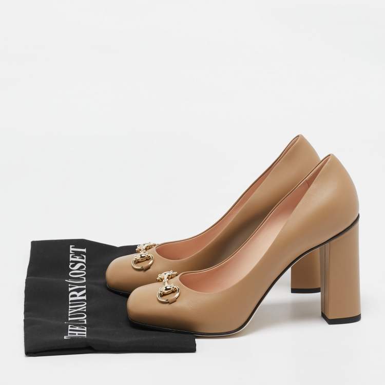 Pre Owned Gucci Beige Leather Horsebit Block Heel Pumps Size 39