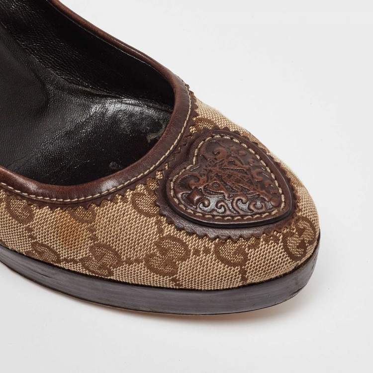 Pre Owned Gucci Beige/Brown GG Canvas and Leather Platform Pumps Size 38.5