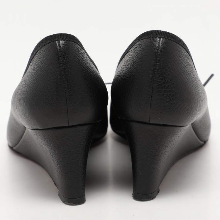 Pre Owned Gucci Black Leather Interlocking G Bow Wedge Pumps Size 38