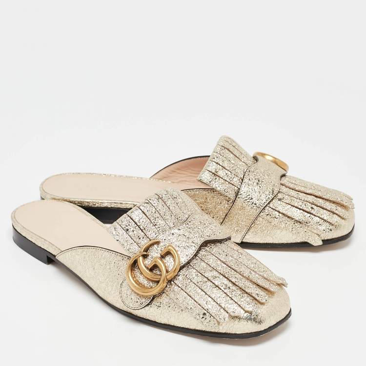 Pre Owned Gucci Gold Crackle Leather GG Marmont Fringe Flat Mules Size 37.5
