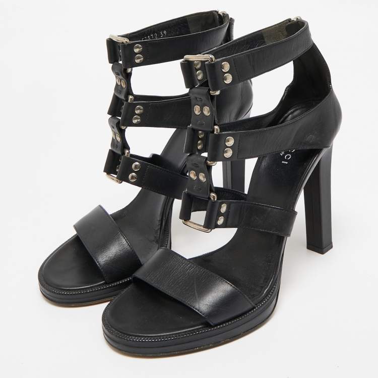 Pre Owned Gucci Black Leather Studded Gladiator Sandals Size 39