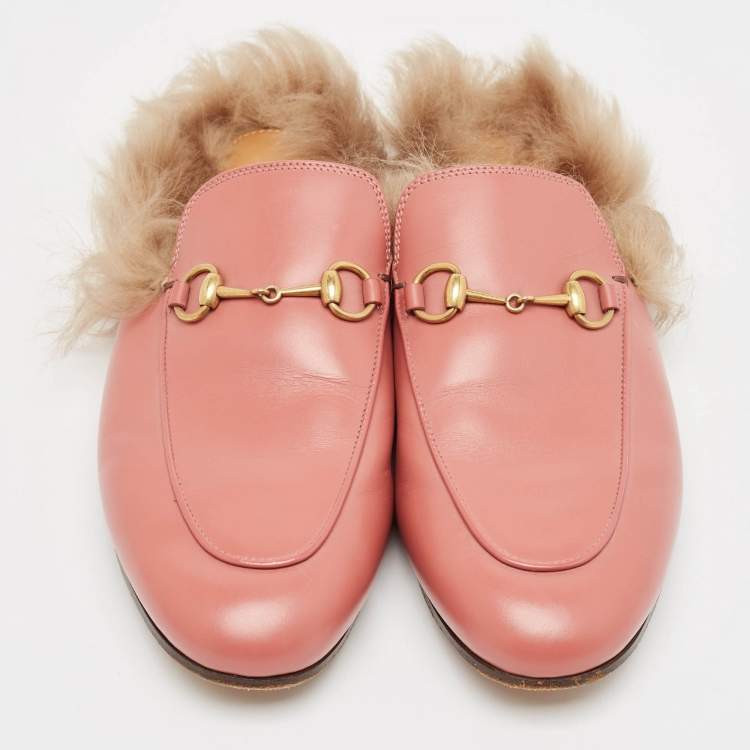 Pre Owned Gucci Pink Leather and Fur Princetown Mules Size 38.5