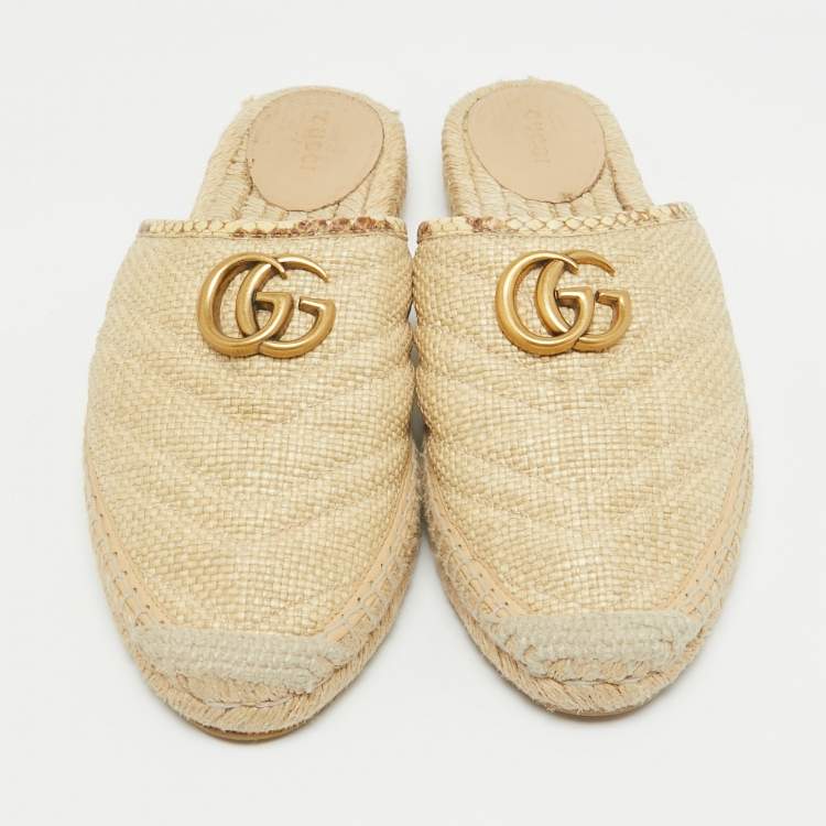 مملوكة مسبقًا Gucci Beige Matelasse Raffia GG Marmont Espadrille Mules Size 38