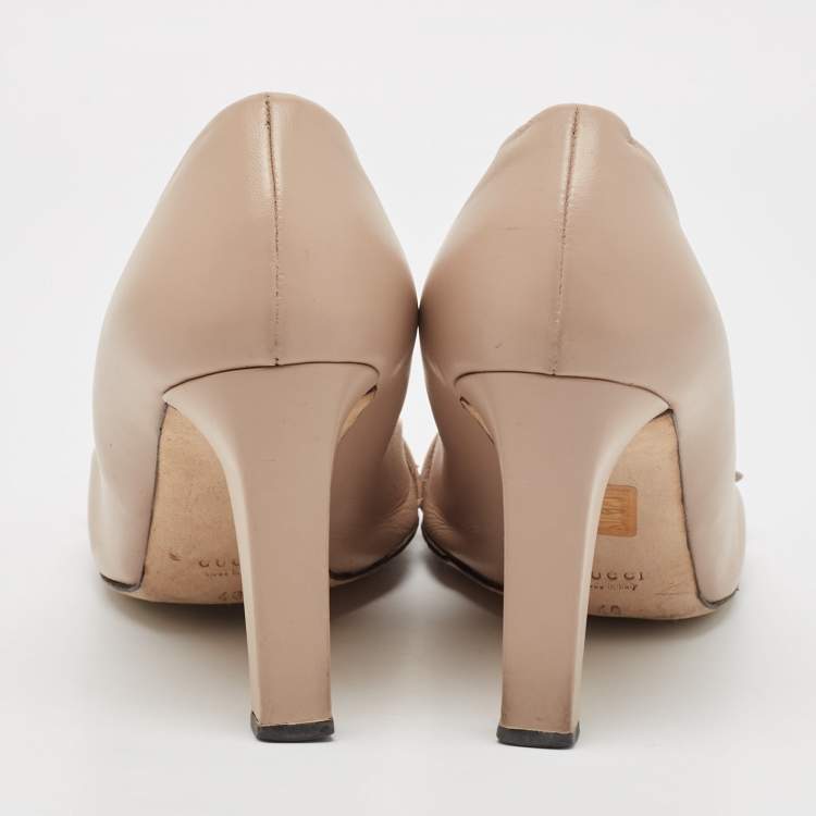 Pre Owned Gucci Beige Leather GG Marmont Pumps Size 40