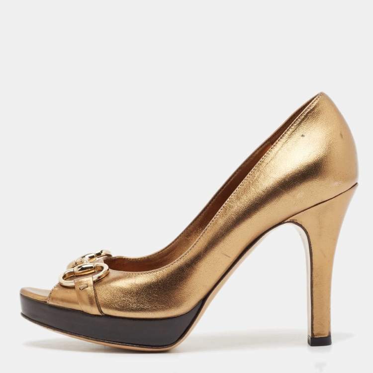 Pre Owned Gucci Gold Leather Horsebit Peep Toe Pumps Size 36.5