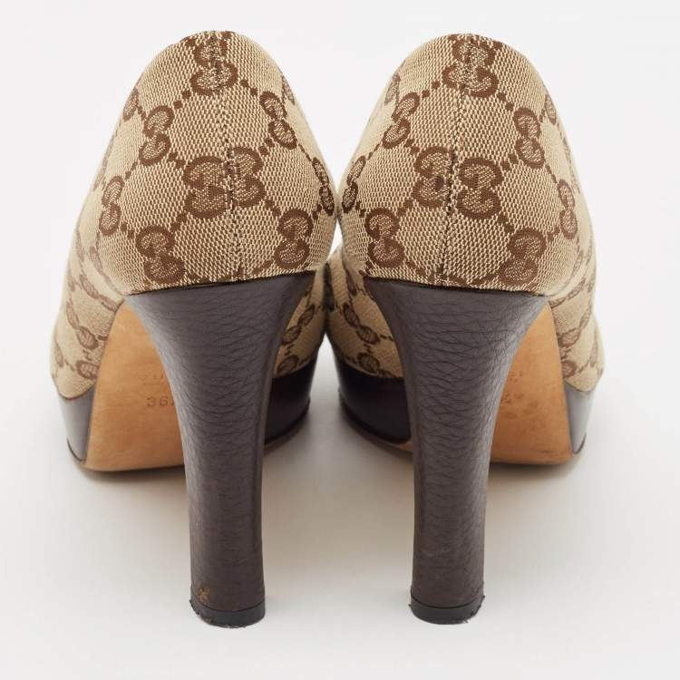 Pre Owned Gucci Beige GG Canvas New Hollywood Horsebit Peep Toe Pumps Size 36.5