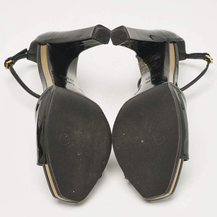 Pre Owned Gucci Black Patent Leather T- Strap Sandals Size 36.5
