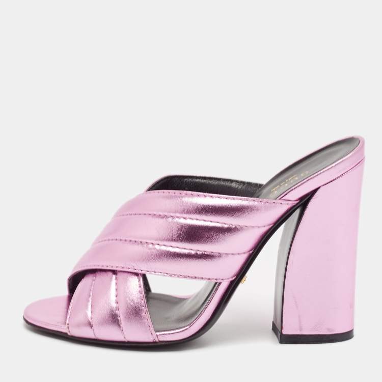 Pre Owned Gucci Pink Quilted Leather Snake Embellished Slide Sandals Size 37.5