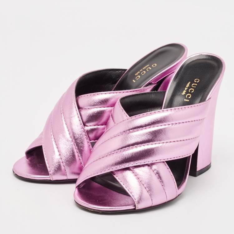 Pre Owned Gucci Pink Quilted Leather Snake Embellished Slide Sandals Size 37.5
