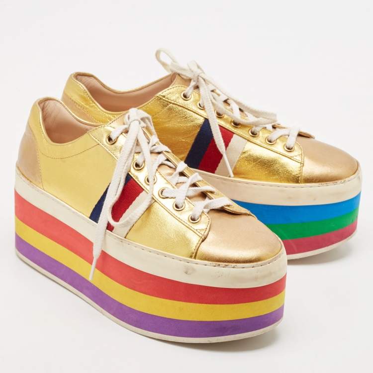 مملوكة مسبقًا Gucci Metallic Gold Leather Peggy Sneakers Size 38