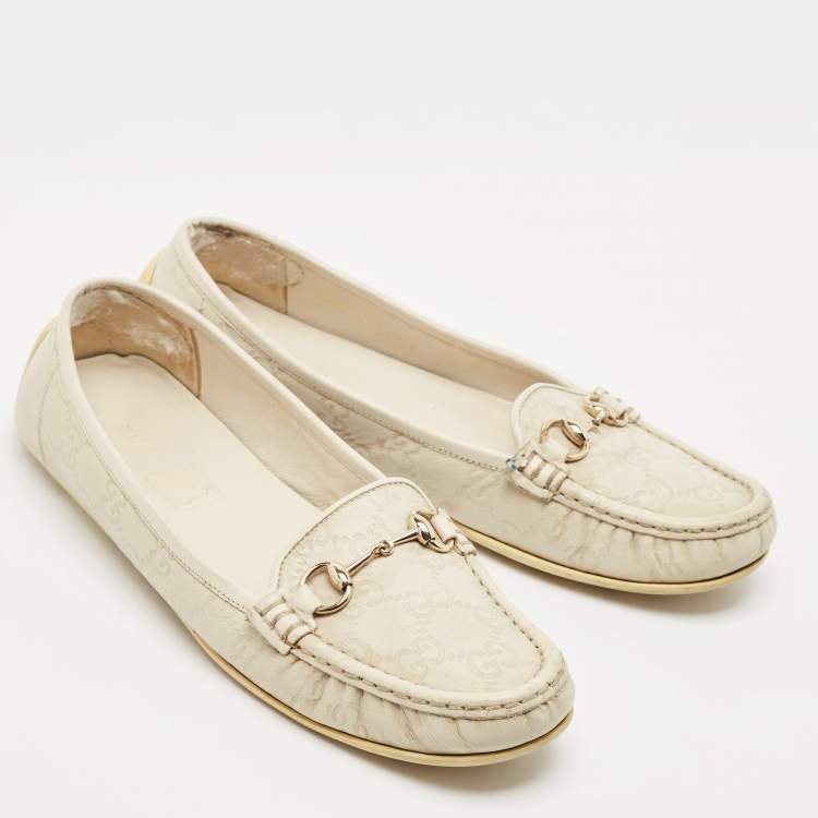 Pre Owned Gucci Cream Guccissima Leather Horsebit Slip On Loafer Size 39.5