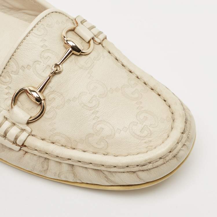 Pre Owned Gucci Cream Guccissima Leather Horsebit Slip On Loafer Size 39.5