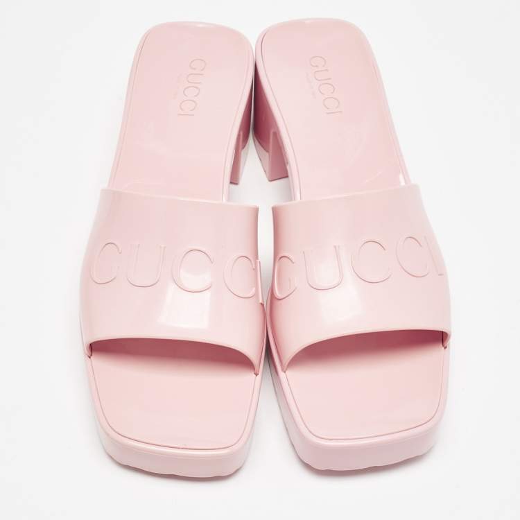 Pre Owned Gucci Light Pink Jelly Logo Slide Sandals Size 40