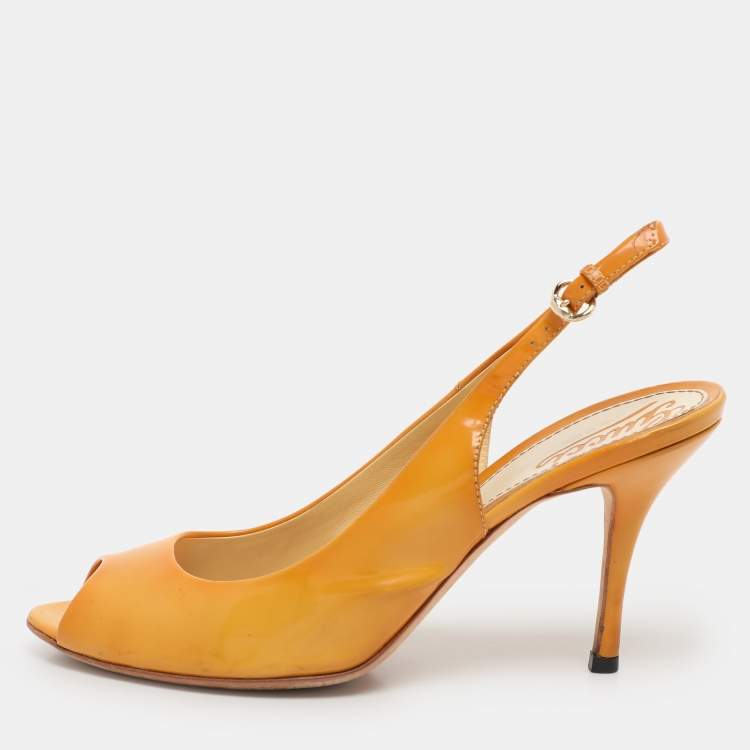 Pre Owned Gucci Yellow Patent Leather Peep Toe Slingback Pumps Size 37
