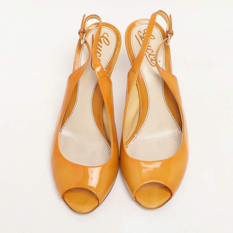 Pre Owned Gucci Yellow Patent Leather Peep Toe Slingback Pumps Size 37