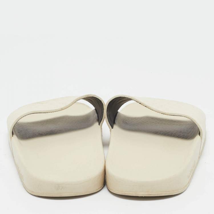 Pre Owned Gucci Cream Microguccissima Rubber Pool Flats Size 39