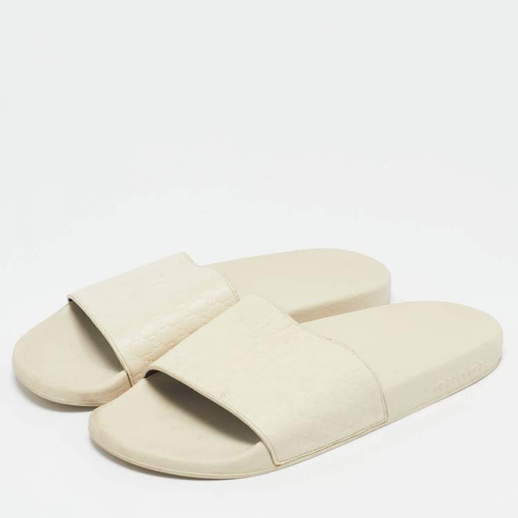 Pre Owned Gucci Cream Microguccissima Rubber Pool Flats Size 39