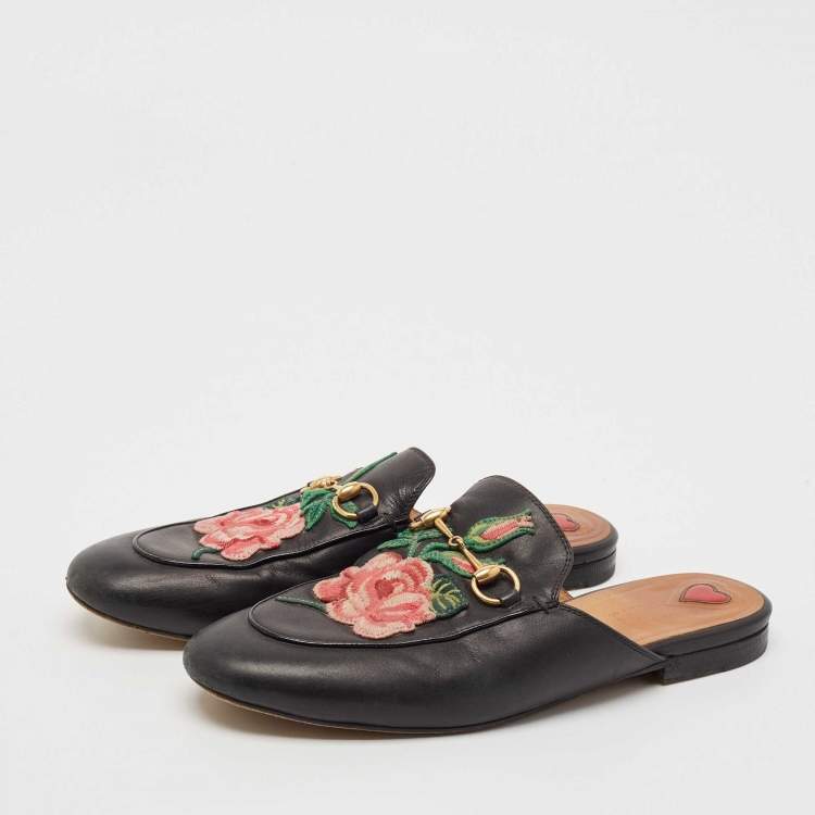مملوكة مسبقًا Gucci Black Leather Floral Embroidered Princetown Mules Size 38.5