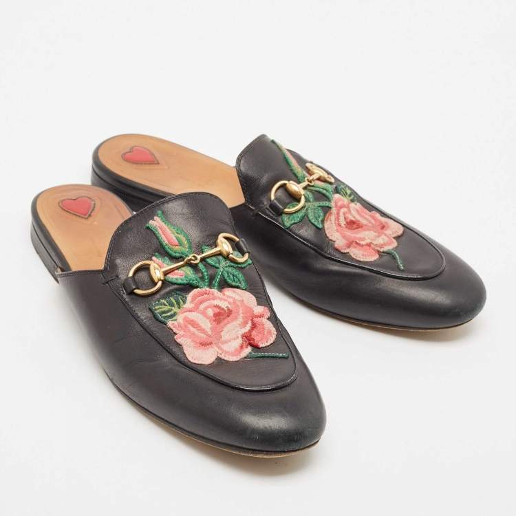 مملوكة مسبقًا Gucci Black Leather Floral Embroidered Princetown Mules Size 38.5