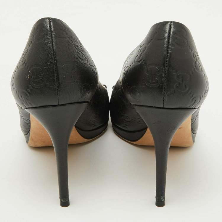 Pre Owned Gucci Black Guccissima Leather Horsebit Hollywood Peep Toe Pumps Size 39