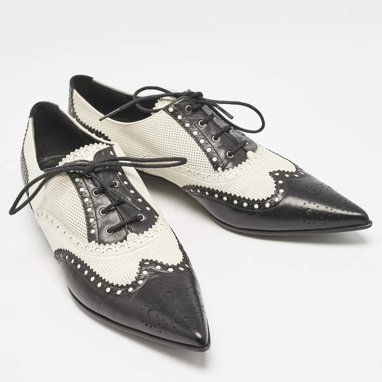 Pre Owned Gucci Black/White Brogue Leather Pointed Toe Oxfords Size 40