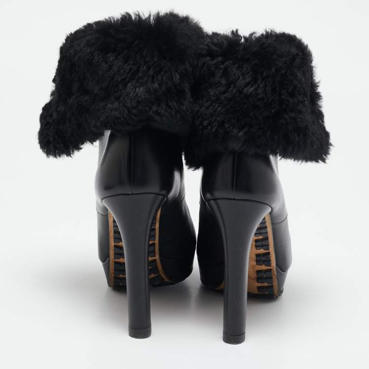 Pre Owned Gucci Black Leather and Fur Lace Up Platform Ankle Boots Size 37