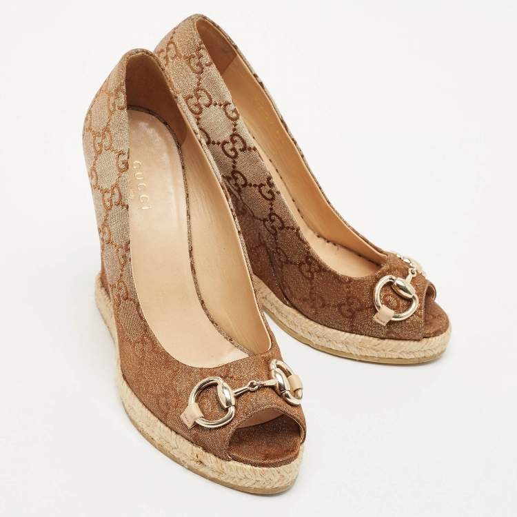 Pre Owned Gucci Beige GG Canvas Charlotte Horsebit Wedge Peep Toe Espadrille Pumps Size 36.5