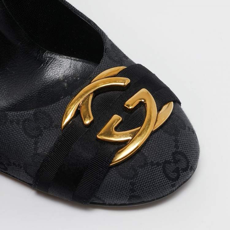 Pre Owned Gucci Grey/Black GG Canvas Interlocking Logo Round Toe Pumps Size 40.5