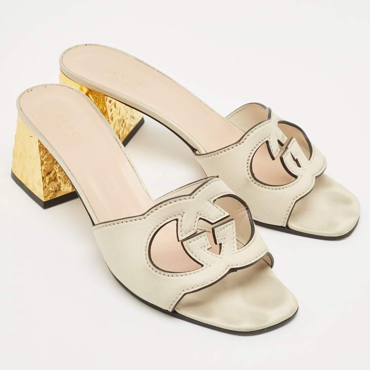 مملوكة مسبقًا Gucci Cream Matelasse Leather GG Slide Sandals Size 40.5