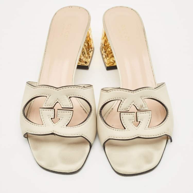 مملوكة مسبقًا Gucci Cream Matelasse Leather GG Slide Sandals Size 40.5