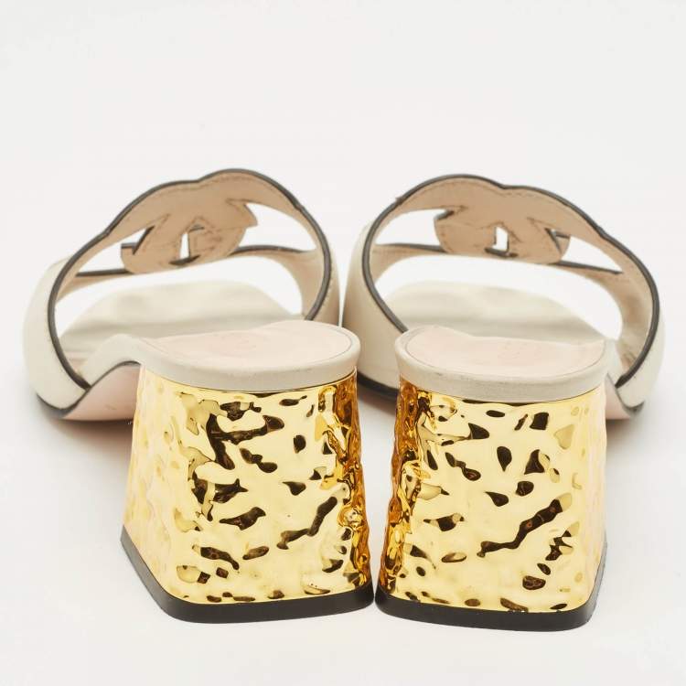 مملوكة مسبقًا Gucci Cream Matelasse Leather GG Slide Sandals Size 40.5