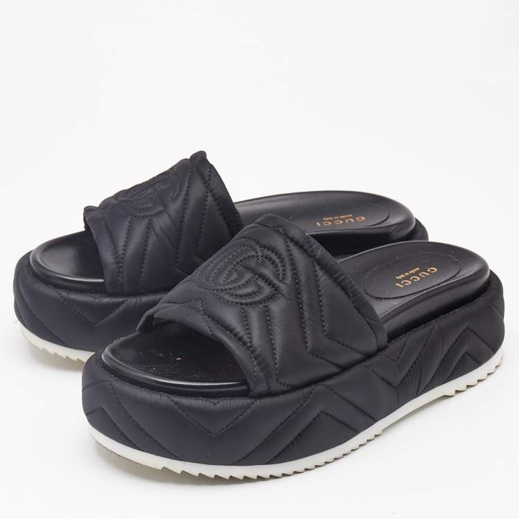 مملوكة مسبقًا Gucci Black Matelassé Nylon Angelina Platform Sandals Size 36.5