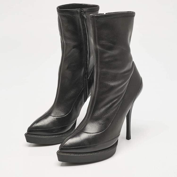 Pre Owned Gucci Black Leather Zipped Ankle Length Boots Size 36.5