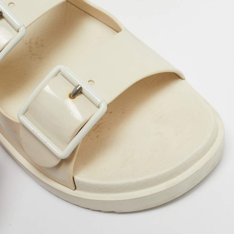 مملوكة مسبقًا Gucci Cream Rubber Isla Dad Slingback Sandals Size 38