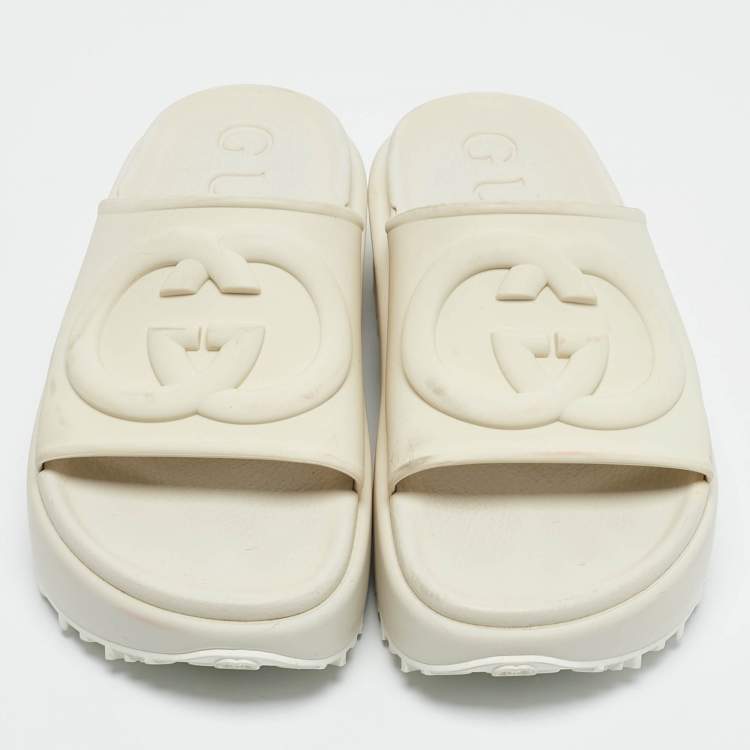 Pre Owned Gucci White Rubber Interlocking G Slide Sandals Size 36