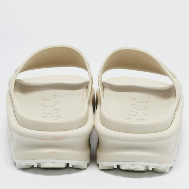 Pre Owned Gucci White Rubber Interlocking G Slide Sandals Size 36