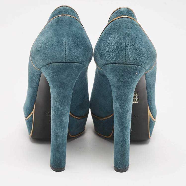 Pre Owned Gucci Blue\Gold Leather and Suede Peep Toe Pumps Size 39