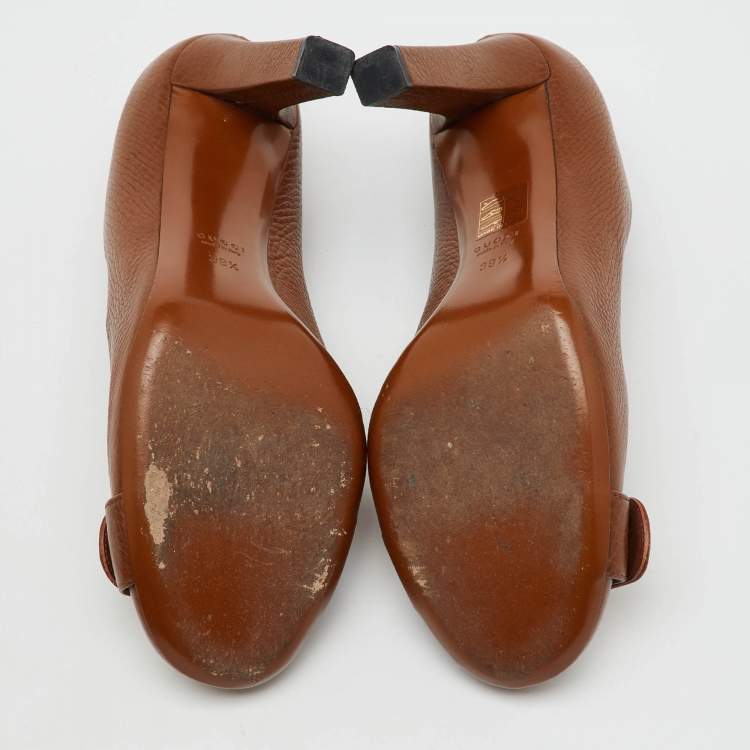 Pre Owned Gucci Brown Leather 'Ride' GG Buckle Pumps Size 39.5